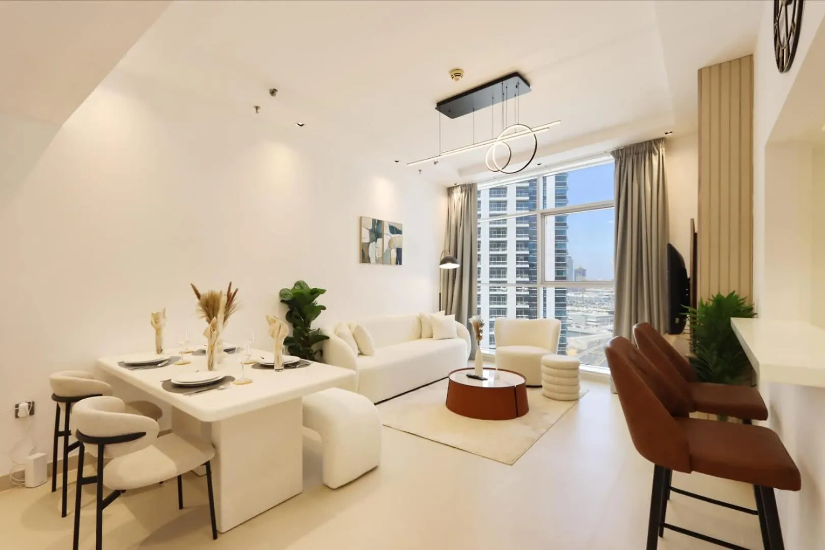 Livbnb-Luxurious 1Bhk In The Heart Of Dubai Marina Apartment