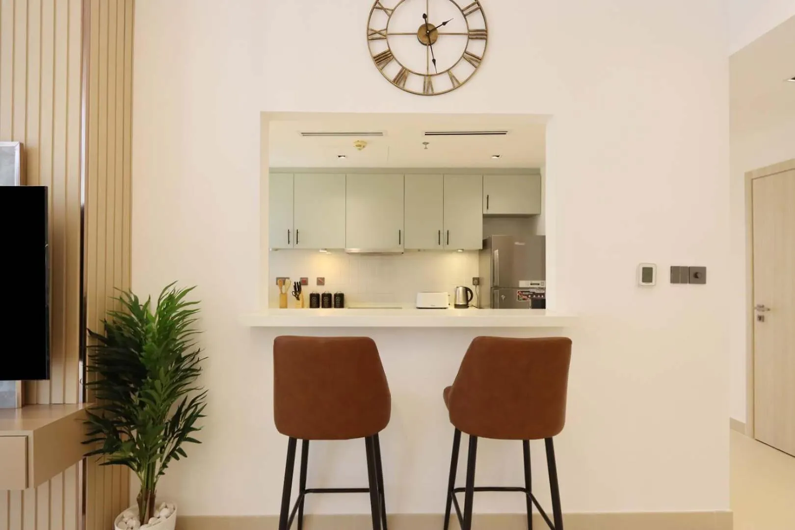 Livbnb-Luxurious 1Bhk In The Heart Of Dubai Marina 0*,  United Arab Emirates