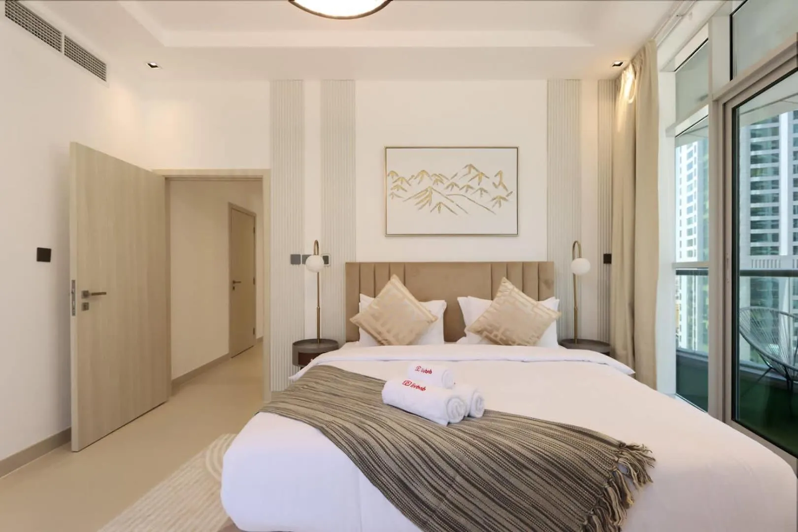 Livbnb-Luxurious 1Bhk In The Heart Of Dubai Marina