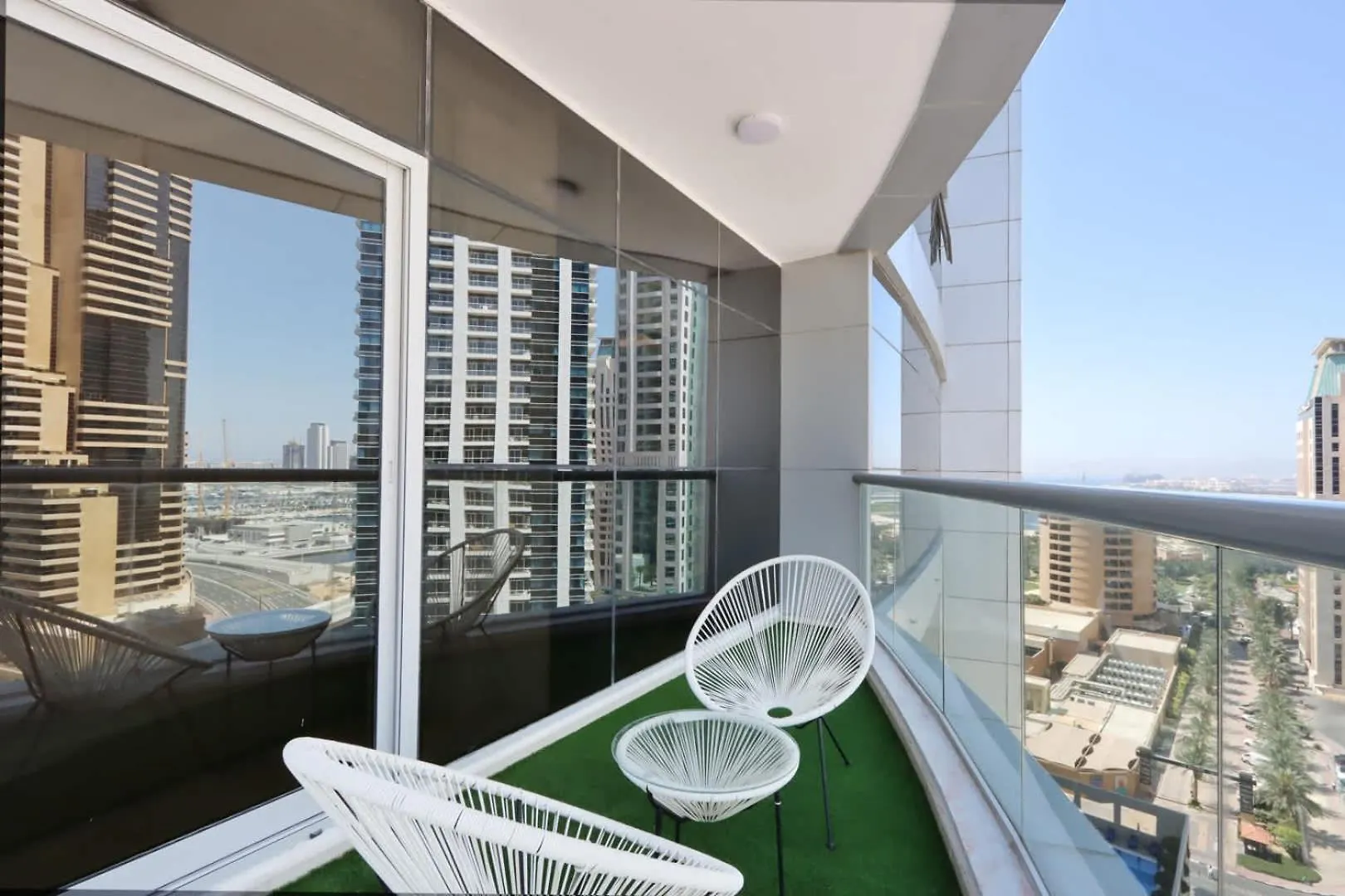 Livbnb-Luxurious 1Bhk In The Heart Of Dubai Marina