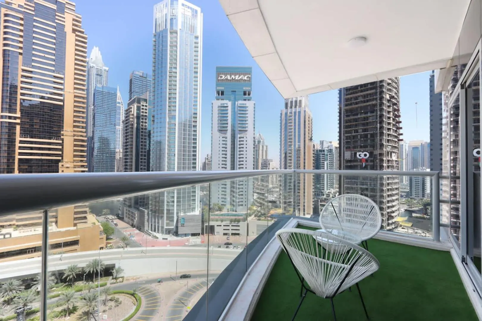 Livbnb-Luxurious 1Bhk In The Heart Of Dubai Marina Apartment