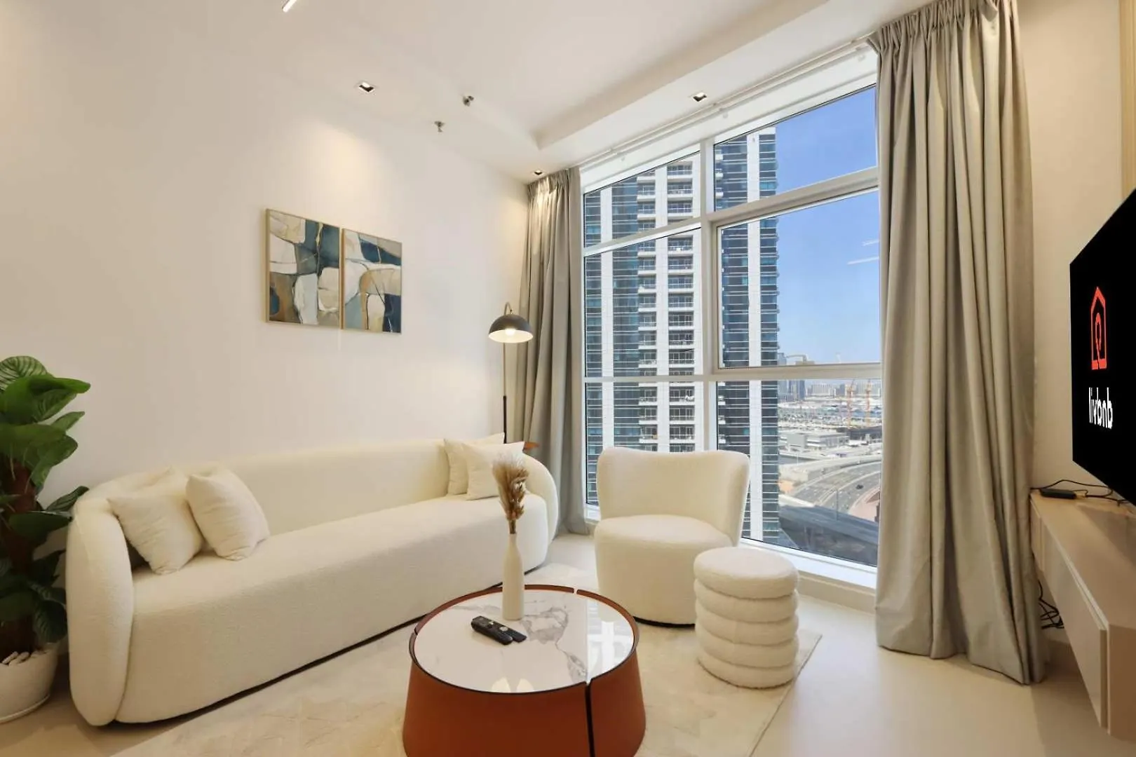 Livbnb-Luxurious 1Bhk In The Heart Of Dubai Marina